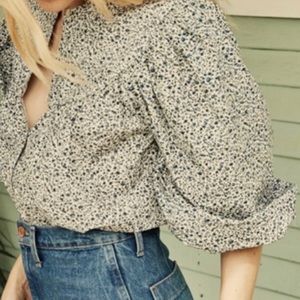 DOEN top, in perfect condition